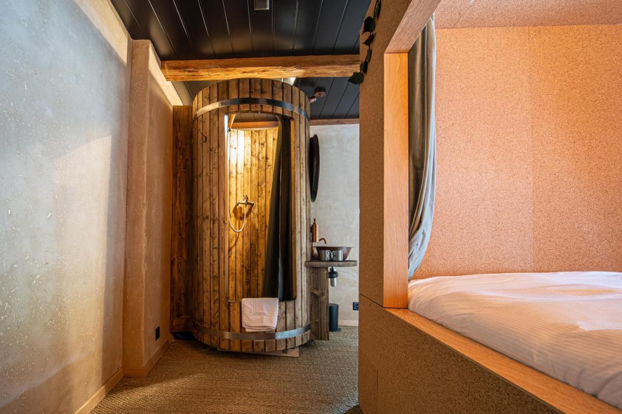 Peanut Medieval Lodge Saint-Ursanne Ngoại thất bức ảnh