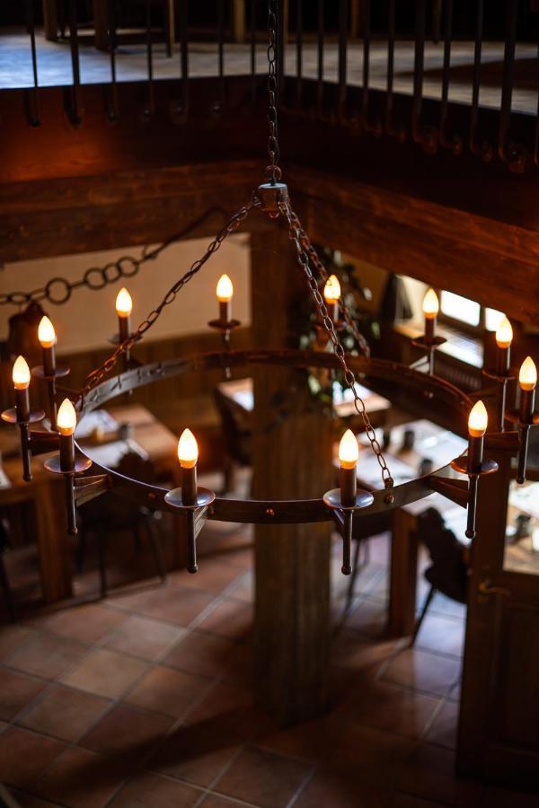 Peanut Medieval Lodge Saint-Ursanne Ngoại thất bức ảnh