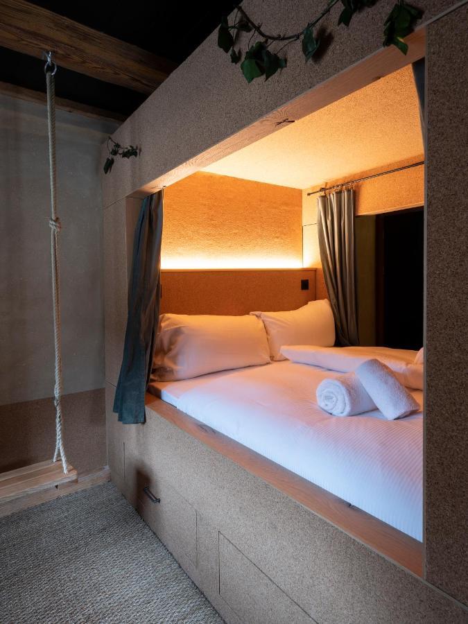 Peanut Medieval Lodge Saint-Ursanne Ngoại thất bức ảnh